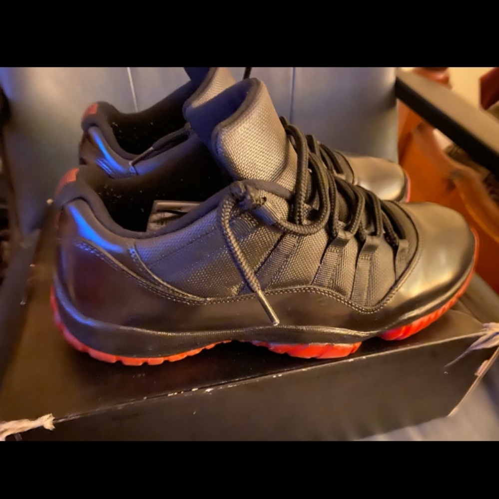 Custom Jordan 11 Low